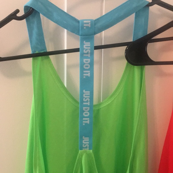 ‼️SOLD‼️Dri-fit Nike active wear Tee’s - Picture 7 of 10